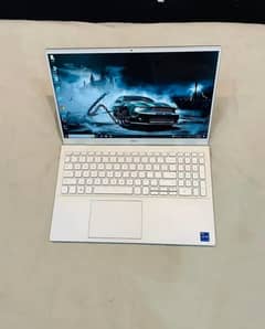 Laptop Core i5 11th Gen with Graphic card ( apple i7,i3)