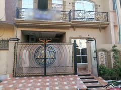 In Johar Town House For sale Sized 5 Marla