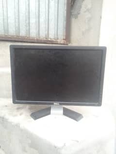 22 inch PC monitor dell with original stand 10/9.5 condition