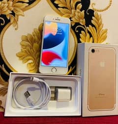 iphone 7 128gb pta approved with box charger