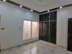 In Gulshan-E-Ravi Block C House Sized 7 Marla For Sale
