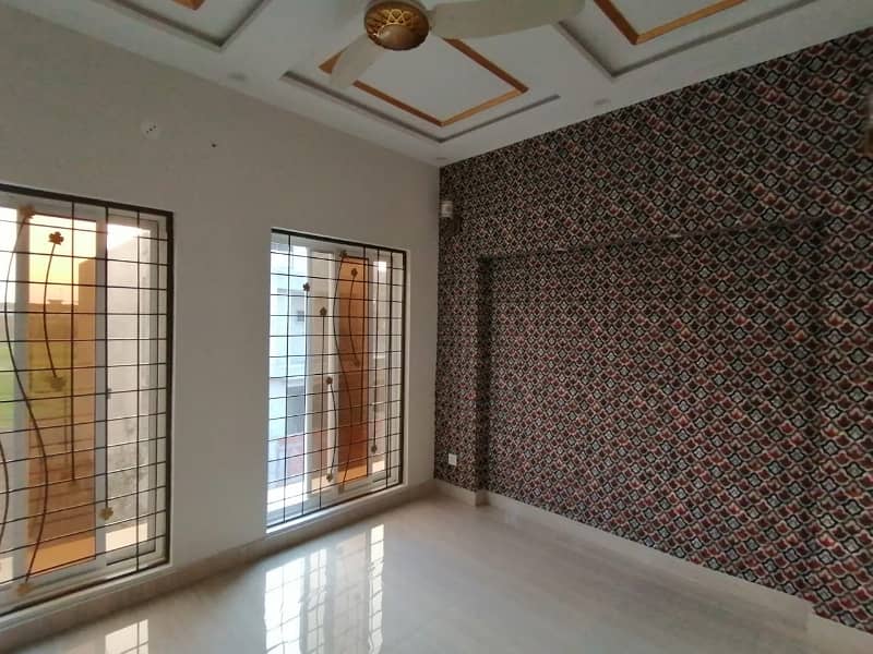 10 Marla House In Beautiful Location Of Muqaddas Park 0