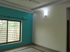 A 10 Marla Upper Portion Located In Gulraiz Housing Society Phase 2 Is Available For rent