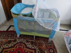 Graco Contour electra Baby cot with bassinet all accessories includedu