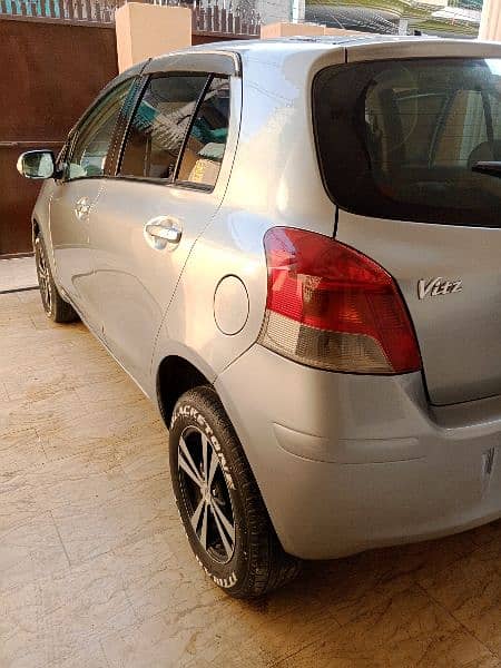 Toyota Vitz 2010 5