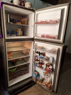 Dawlance Refrigerator Fully Working Condition (Size Large)