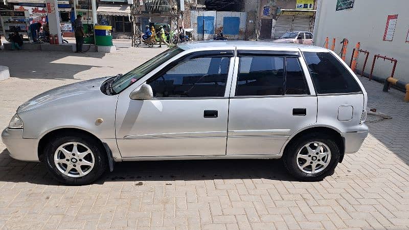 Sindh Registered Suzuki Cultus VXR 2017. urgently need to sale the car 2