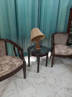 bed room chairs n table