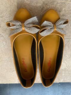 Mustard coat shoes for women(size 7)