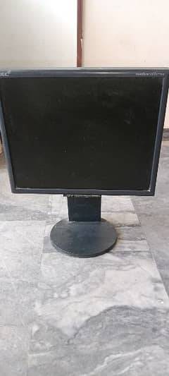 NEC 18INCH LED MONITOR FOR SALE CONDITION 9/10