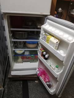 Dawlance refrigerator (medium size)