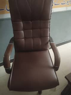 office table & boss  chair new for sale