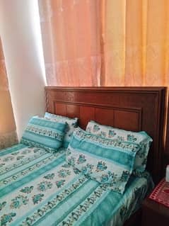 bed / bed set / Queen size bed / double bed / wooden bed / furniture