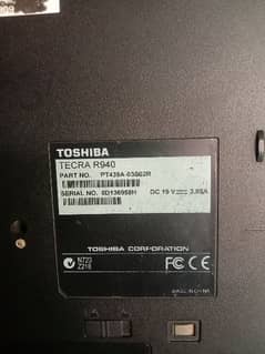 Toshiba Tecra R940 Core i7 6gb
128 GB SSD.