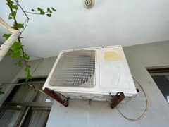 Air Conditioner/Split Air Conditioner/ AC/ Split AC