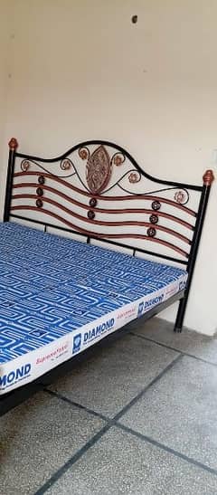 iron bed full size