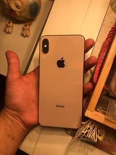 iphone xs max 256gb  pta approved  gold color
