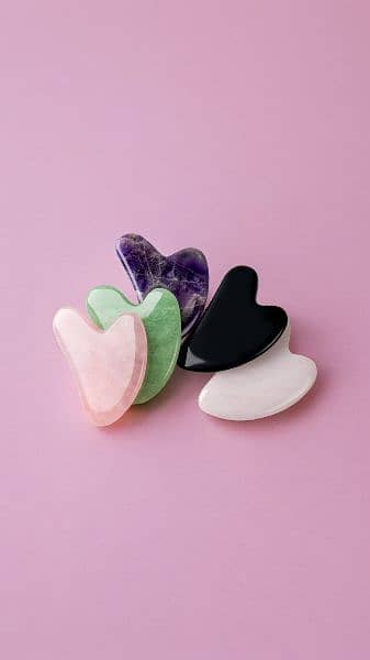 Transform your skincare ritual with Our Quartz Rose Gua Sha ͙ 2