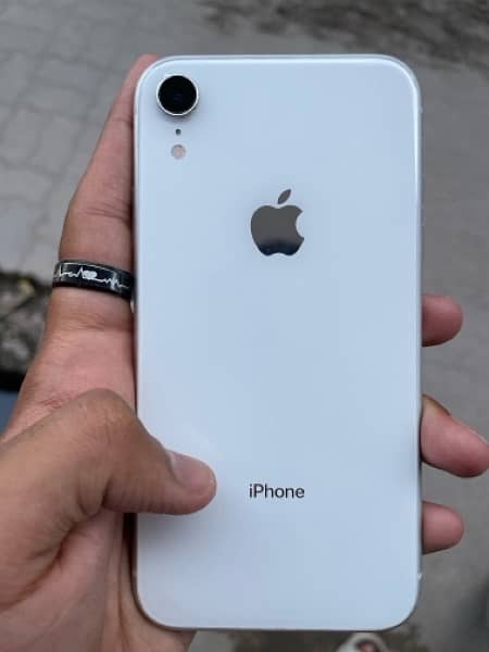 i phone xr 0