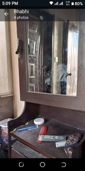 dressing table with mirror 2