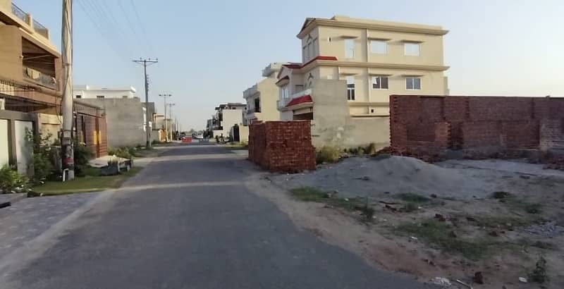 5 Marla Plot Beautiful M Block for Sale 3