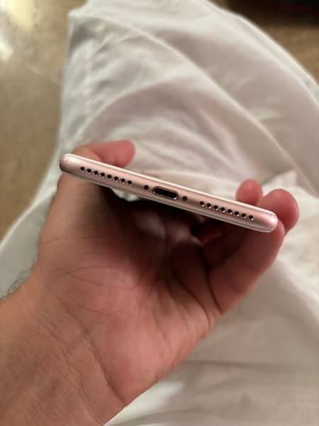 iphone 7+ 128gb factory unlock 0