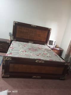 Chenone king size  bed set for sale