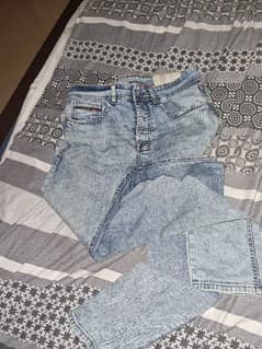 Jeans Pent 32 Waist/Slim Fit