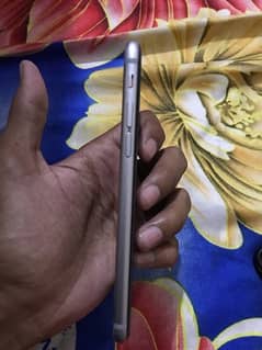 iphone 6s contact no 03212611098