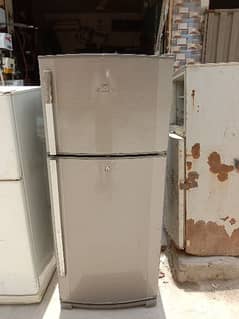 03074685635 full size dawlance fridge 10 by 10 condition  original