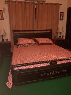 Complete used bed set for sale