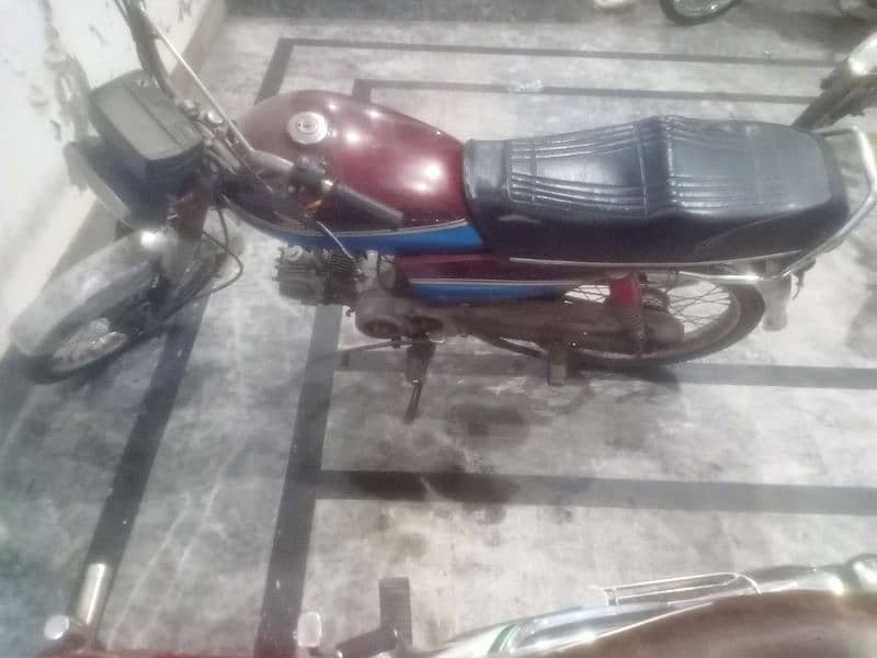 Road Prince 70 Bike For Urgent Sale 2