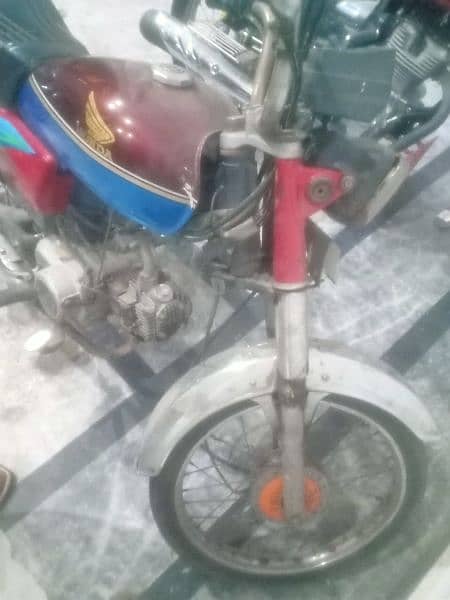 Road Prince 70 Bike For Urgent Sale 0