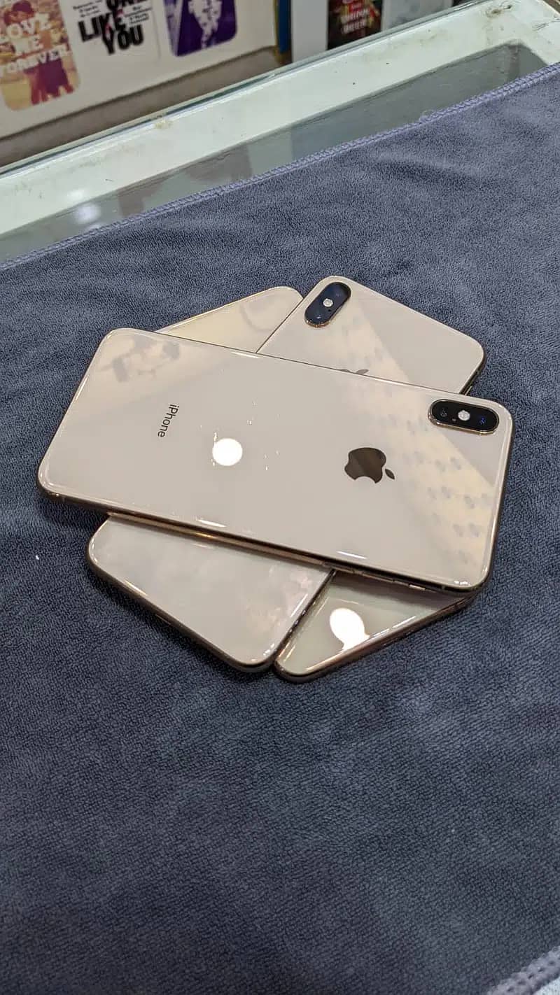 Apple iphone XS Max  OR iphone 8 Plus Sim Time Available 7