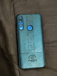 Huawei Y9 prime 4/128 with box 10/7 condition