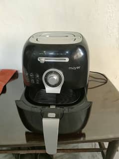very less used Mayer Air fryer available sale