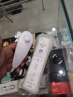Nintendo wii game Controller with Nunchuck