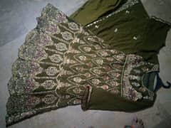 Full maxi 3 pices 10/10 condition 1 time used. . . (RS. 5000)