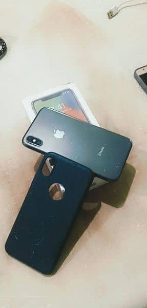 iPhone x 64GB Non PTA Urgent sale 03420987931 0