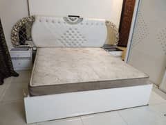 Adorable Furniture Bed, Cupbord and Dressing table