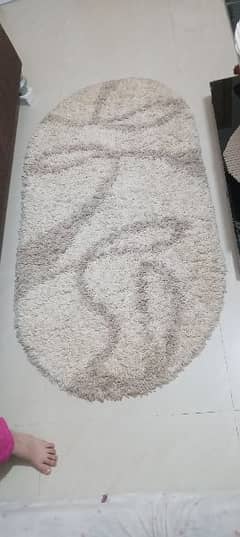 ofwhite rug