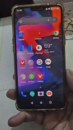 this phone is one plus 6000 good condition