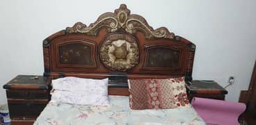 4 piece furniture double bed 2 door almari dressing table and divider