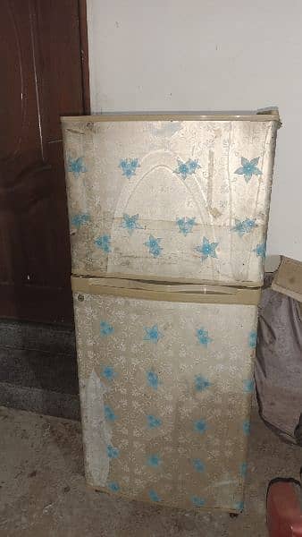 Dawlance fridge/Refrigerator for sale 2