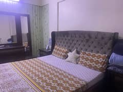 Bed room set with 2side tables n dressing