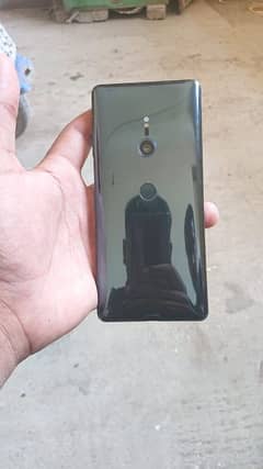 Sony Xperia xz3 best for Pubg contact My WhatsApp number 03024715916