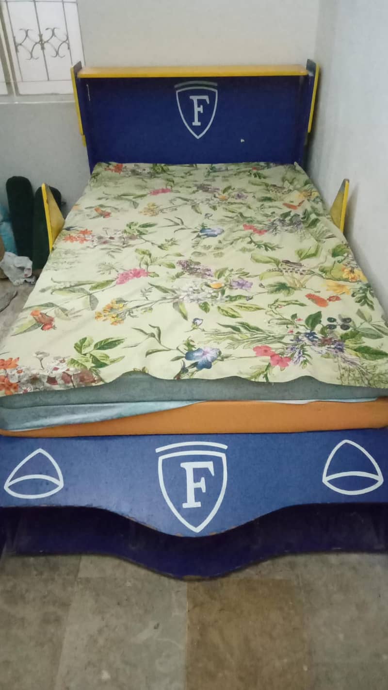 single bed beautifull shape 5