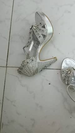 like new heels