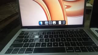 Macbook pro (2017 late)