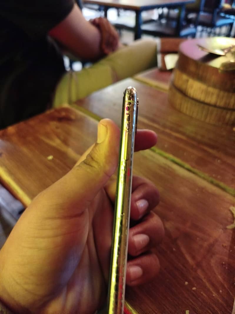IPhone XS Dual Sim PTA Approved 4